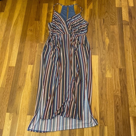 BCBGeneration Women’s Red and Blue Striped Dress With Slits Size L - Picture 1 of 9